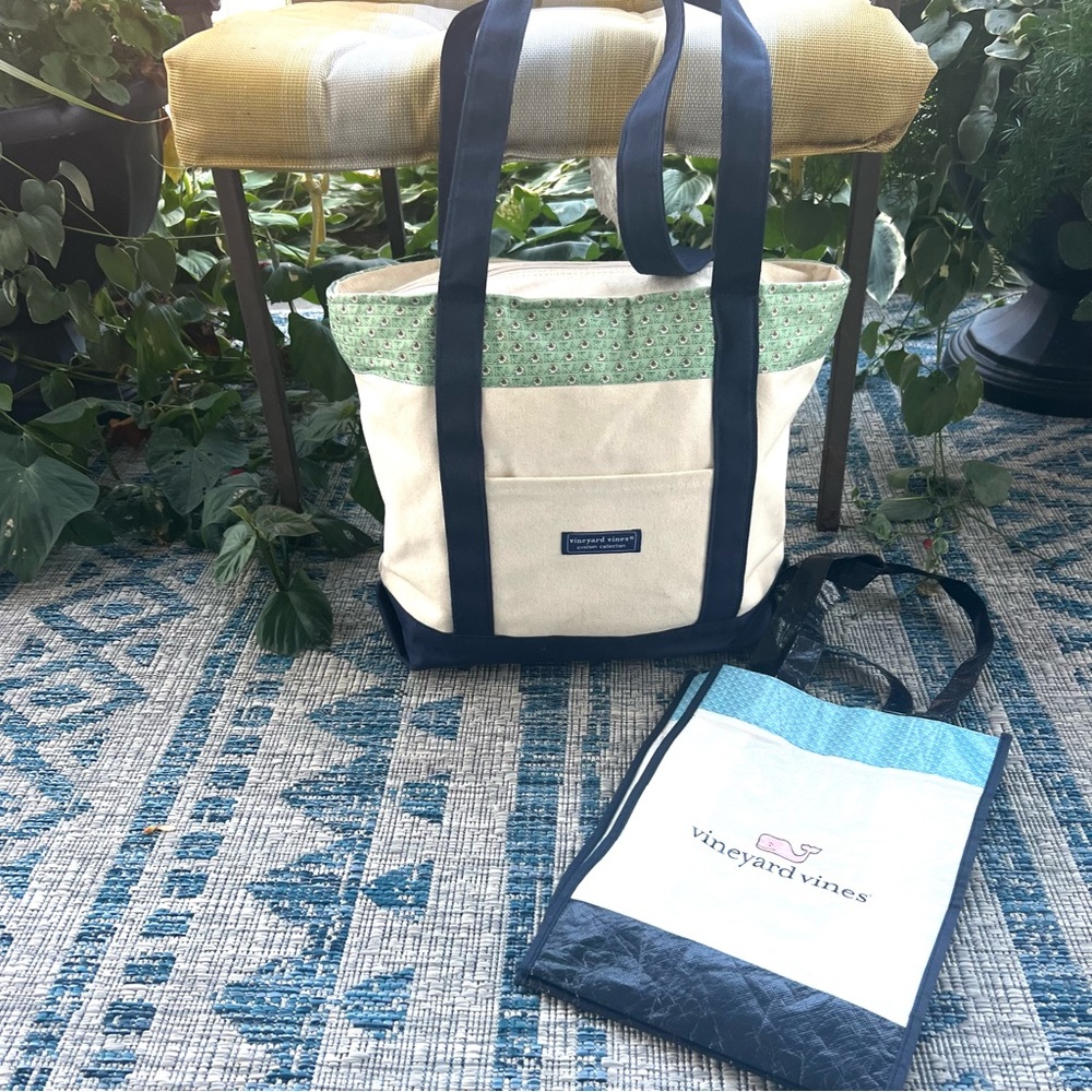 Vineyard Vines Canvas Tote Mid-Size Navy Blue Good Condition